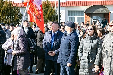 За воссоединение с Россией!